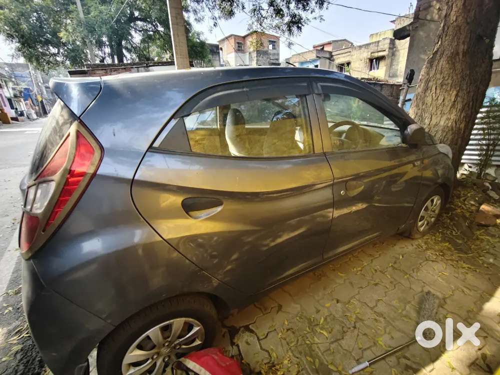 Hyundai Eon Magna 2011