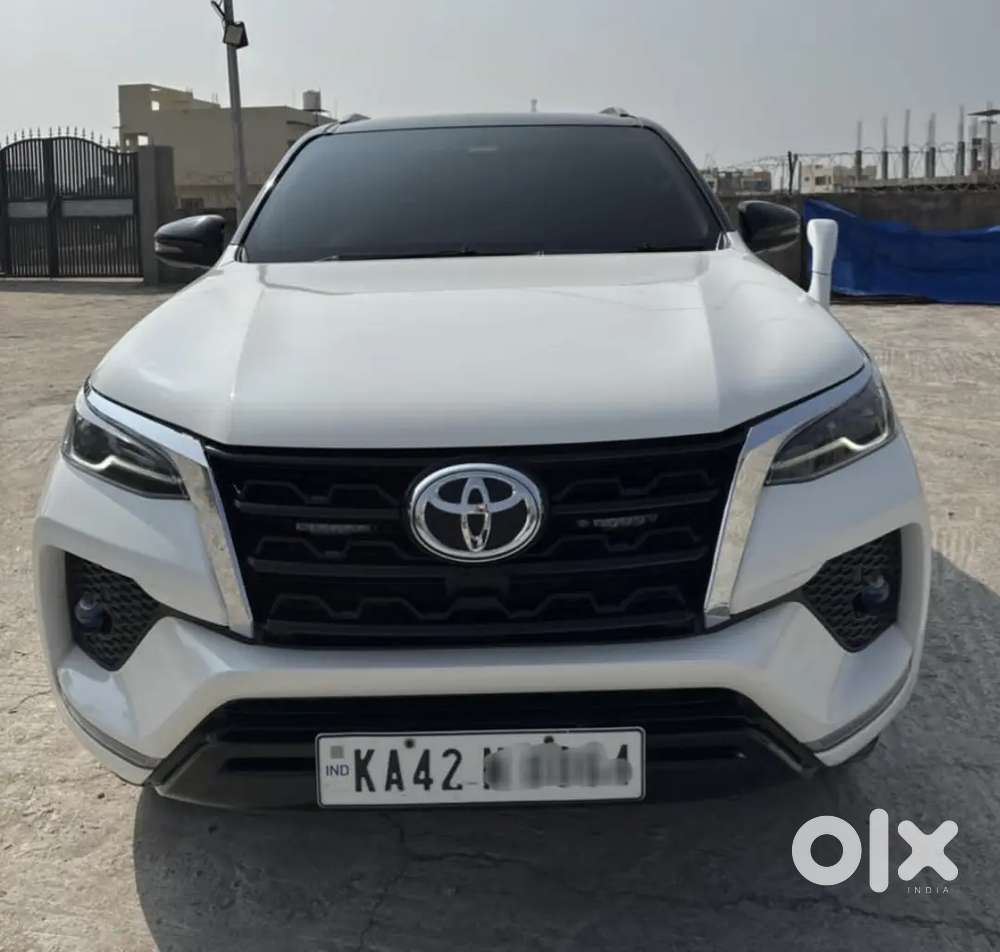 Toyota Fortuner 2023 Diesel 64000 Km Driven