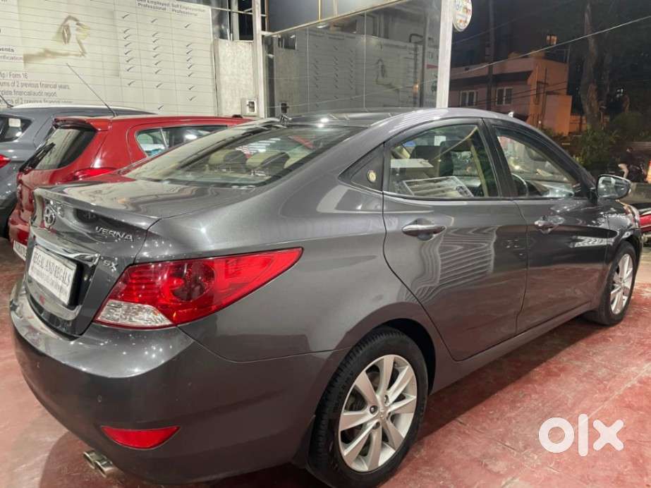 Hyundai Fluidic Verna 1.6 Vtvt Sx, 2013, Petrol