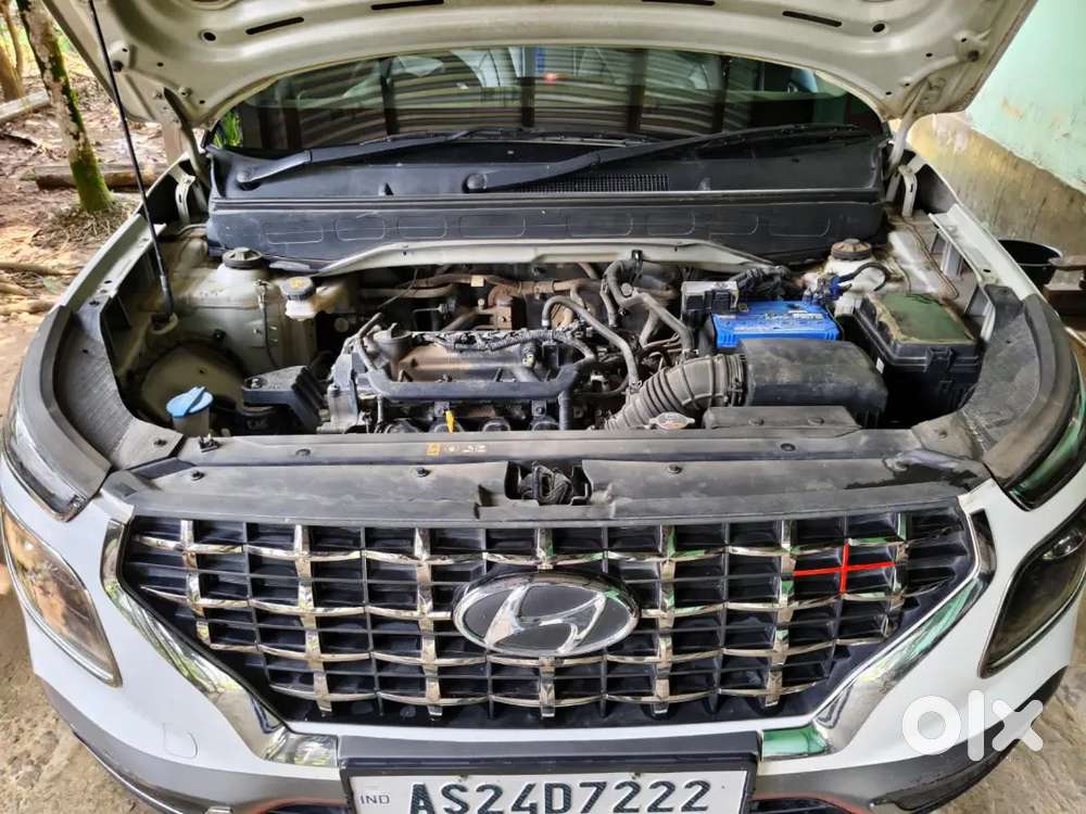 Hyundai Venue 2022 Petrol 49000 Km Driven