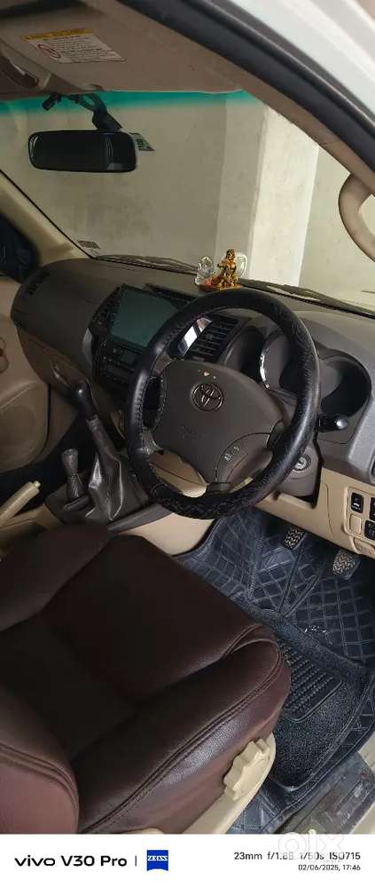 2011 Toyota Fortuner 4x4