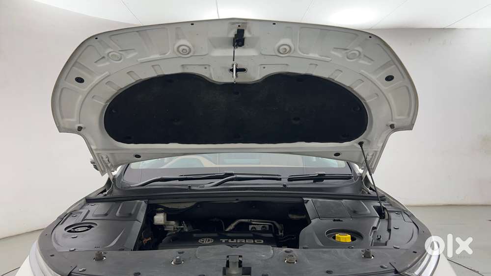 Mg Hector Plus Savvy Pro 1.5 Turbo Petrol Cvt 6 Str, 2023, Petrol