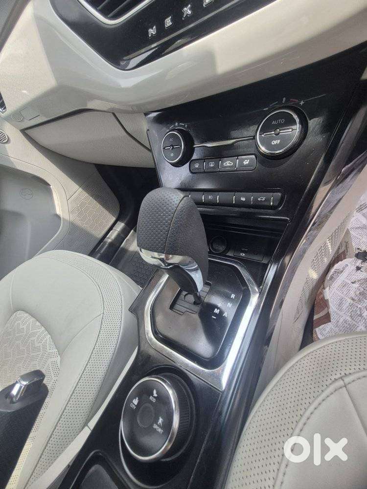 Tata Nexon 1.2 Revotron Xza Plus (l), 2023, Petrol