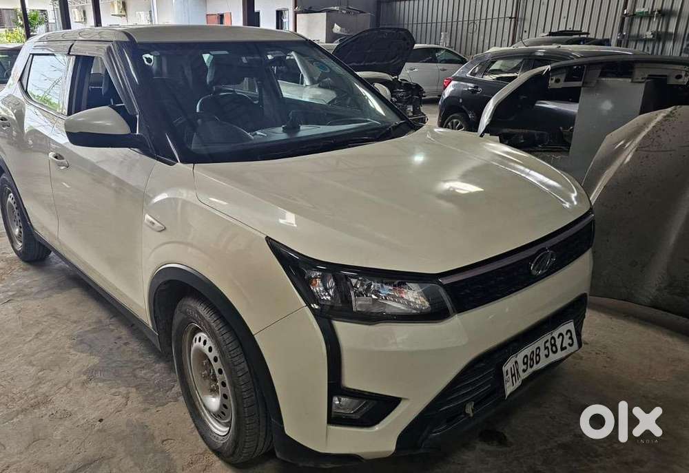 Mahindra Xuv300 2021 Diesel Well Maintained