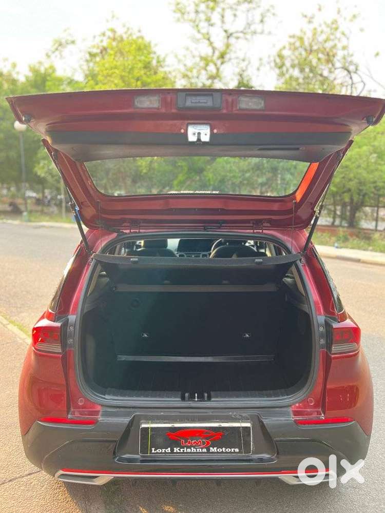 Kia Sonet Gtx Plus Dct, 2021, Petrol