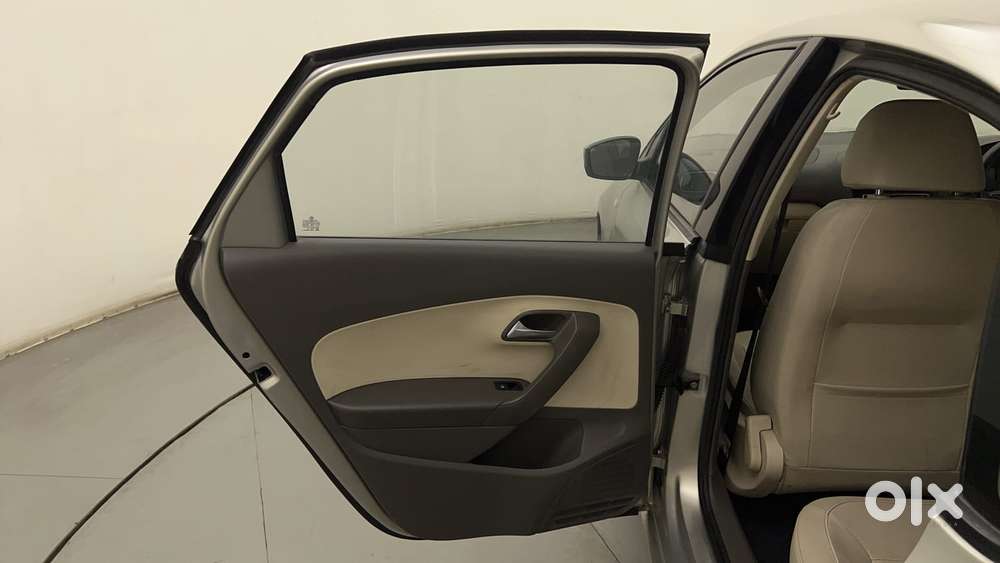 Volkswagen Vento 2010-2013 Petrol Highline, 2014, Petrol