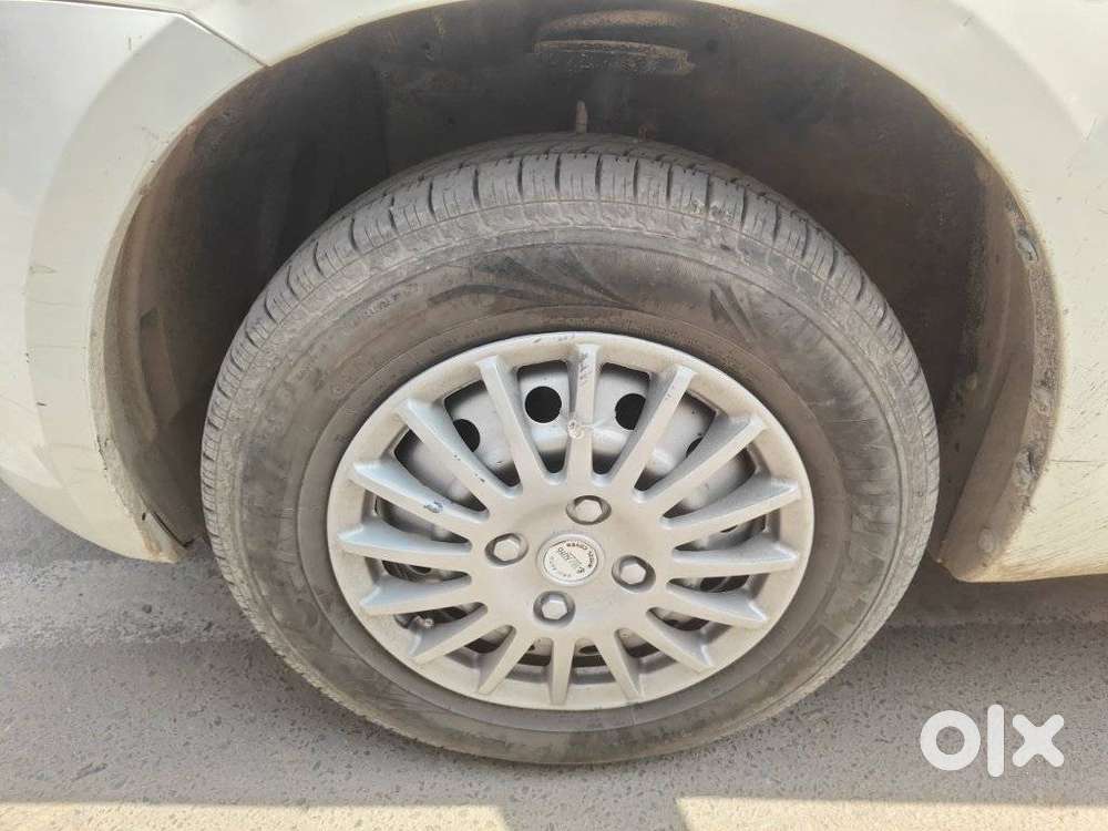 Maruti Suzuki Swift, 2013, Petrol