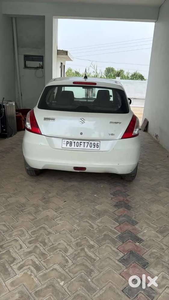 Maruti Suzuki New-gen Swift 2016 Diesel Well Maintained Company Record