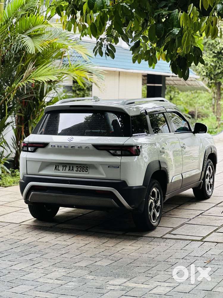 Maruti Suzuki Vitara Brezza 1.5 Vxi, 2025, Cng & Hybrids