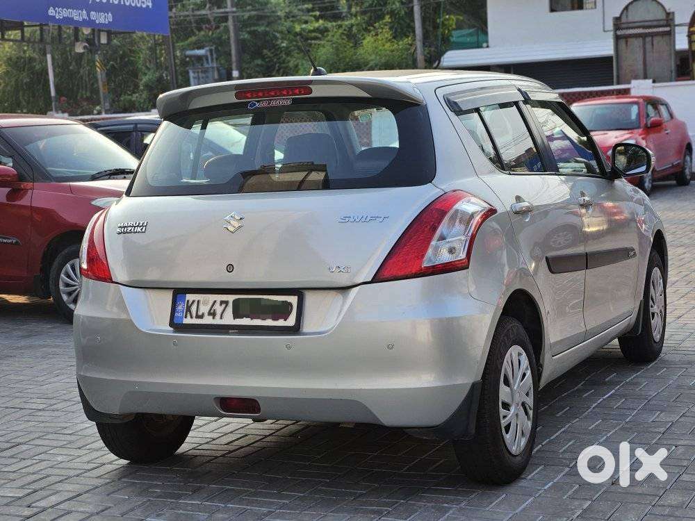Maruti Suzuki Swift Vxi, 2016, Petrol