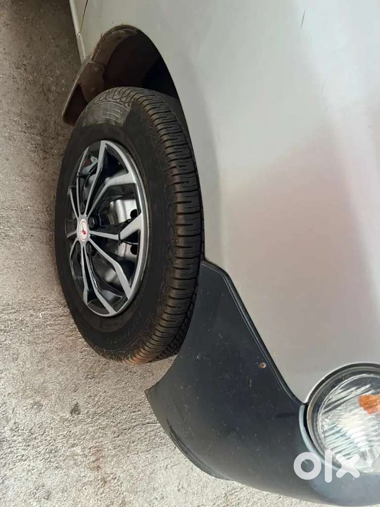 All Documents Ok H & 4 Tyres New H Battery New H