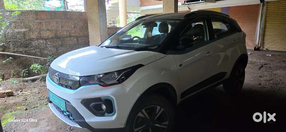 Doctor Owned Nexon Ev. 45000km Only