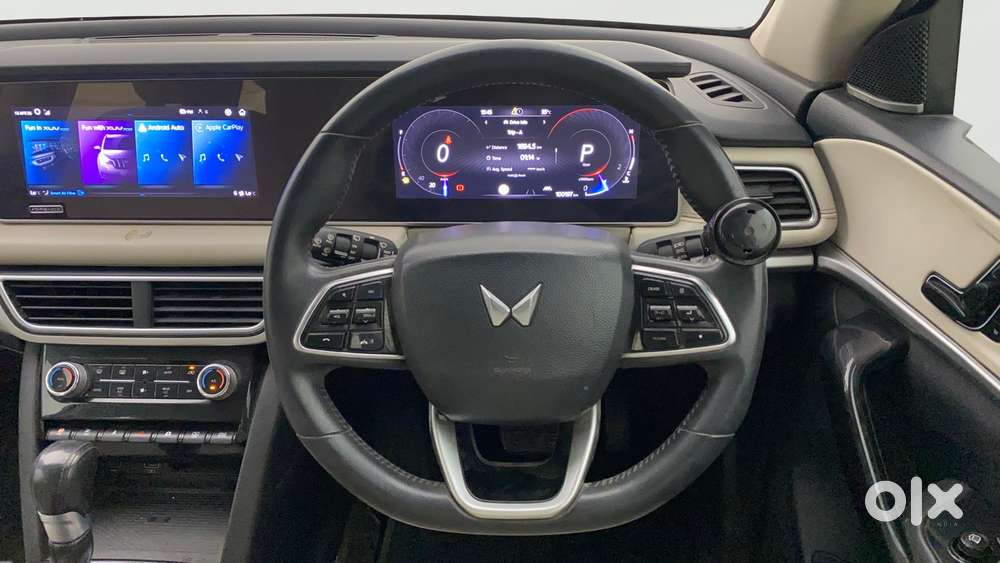 Mahindra Xuv700 2.2 Ax 7 Diesel At Luxury Pack Str, 2021, Diesel