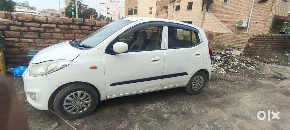 Hyundai I10 Sportz Petrol 2014