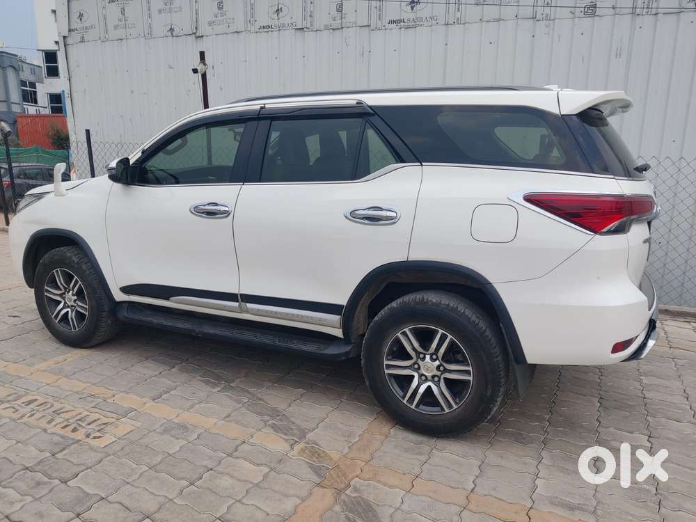 Toyota Fortuner 4x2 At 2.8 Diesel, 2019, Diesel