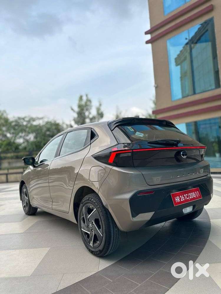 Tata Altroz, 2025, Cng & Hybrids