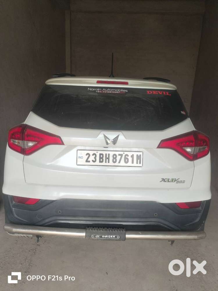 Mahindra W6