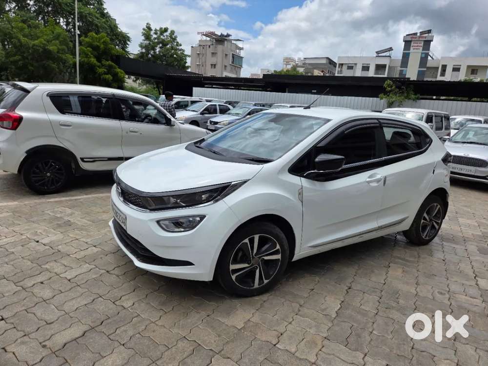 Tata Altroz Xz, 2022, Petrol