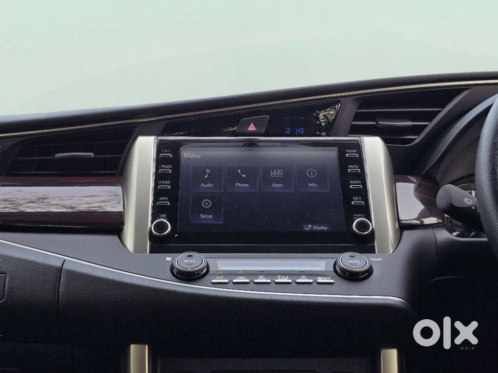 Toyota Innova Crysta Zx 2.4 Diesel 7 Seater, 2024, Diesel