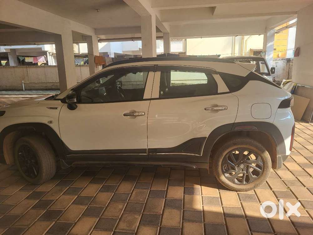 Maruti Suzuki Fronx 2024 Petrol 25600 Km Driven