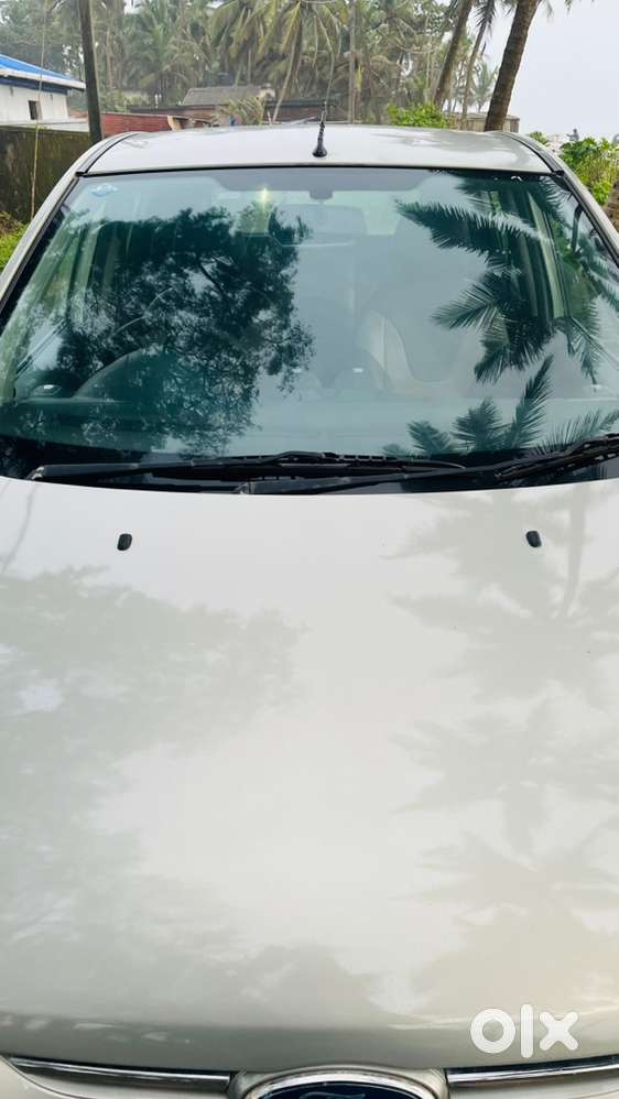 Ford Figo Petrol 2010