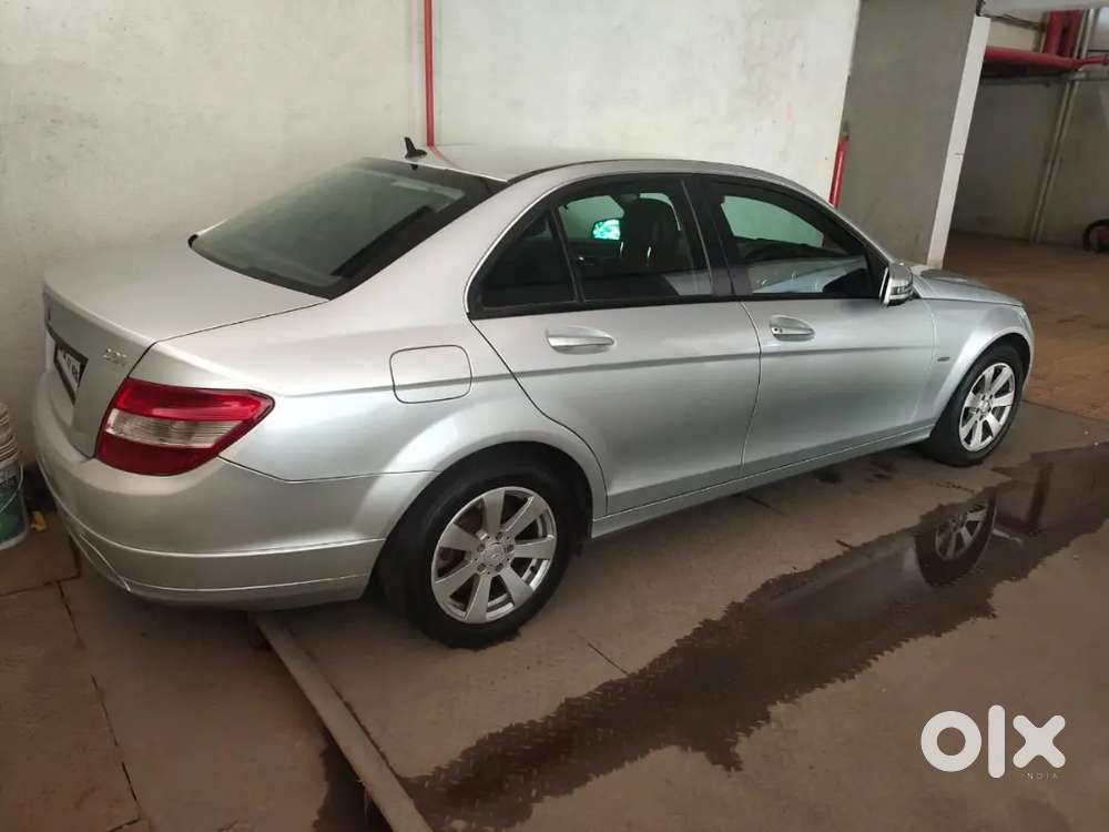Mercedes-benz C-class 2010 Diesel 109500 Km Driven