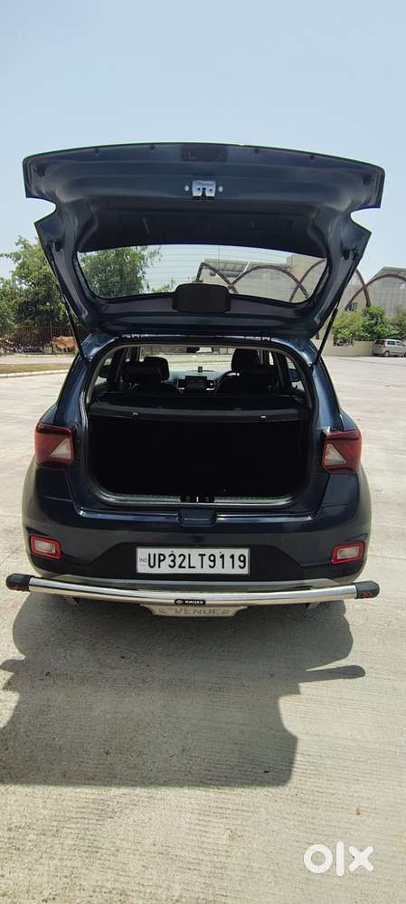 Hyundai Venue 1.2 S (o), 2020, Petrol