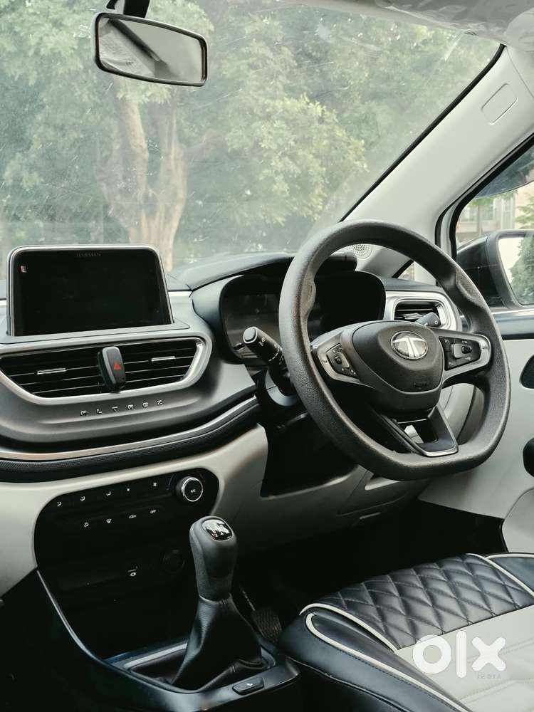 Tata Altroz Xm Plus Petrol, 2025, Petrol