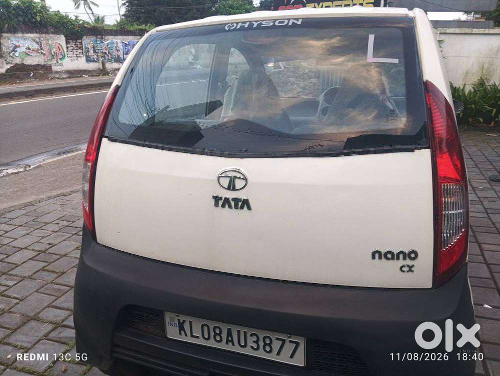 Tata Nano Xe, 2011, Petrol