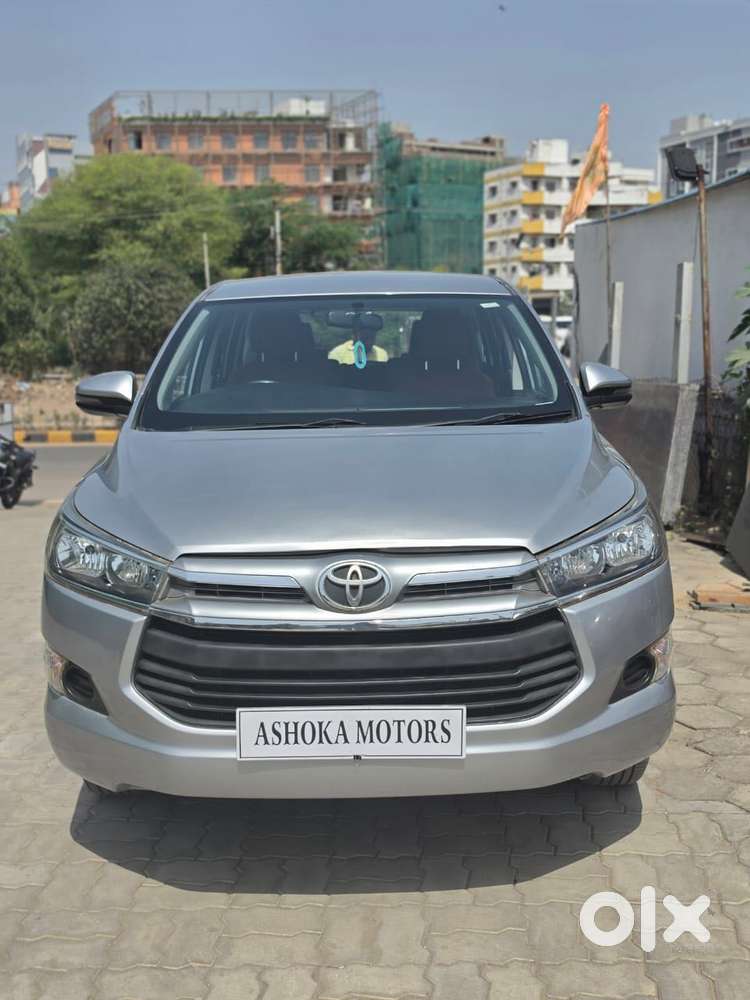 Toyota Innova Crysta 2.4 G Mt, 2017, Diesel