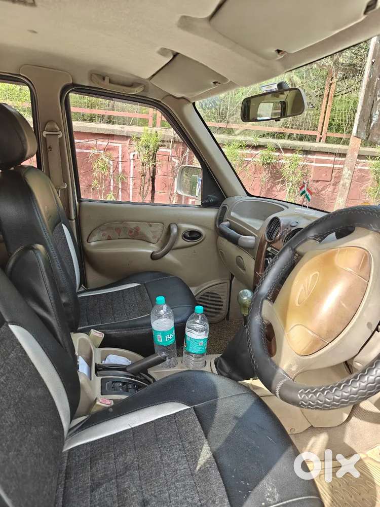 Mahindra Scorpio Classic 2006
