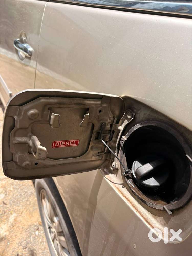 Toyota Innova Diesel 2011
