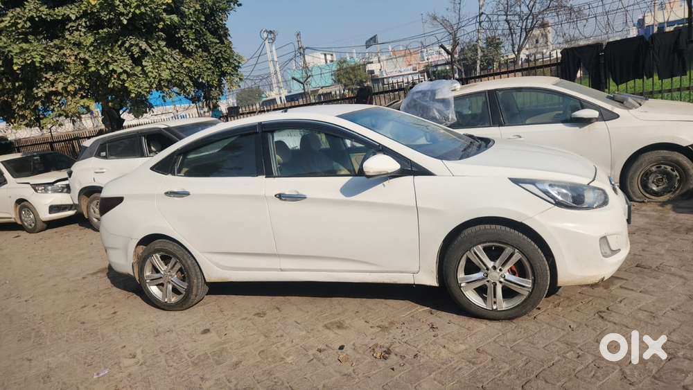 Hyundai Car 2015 Km