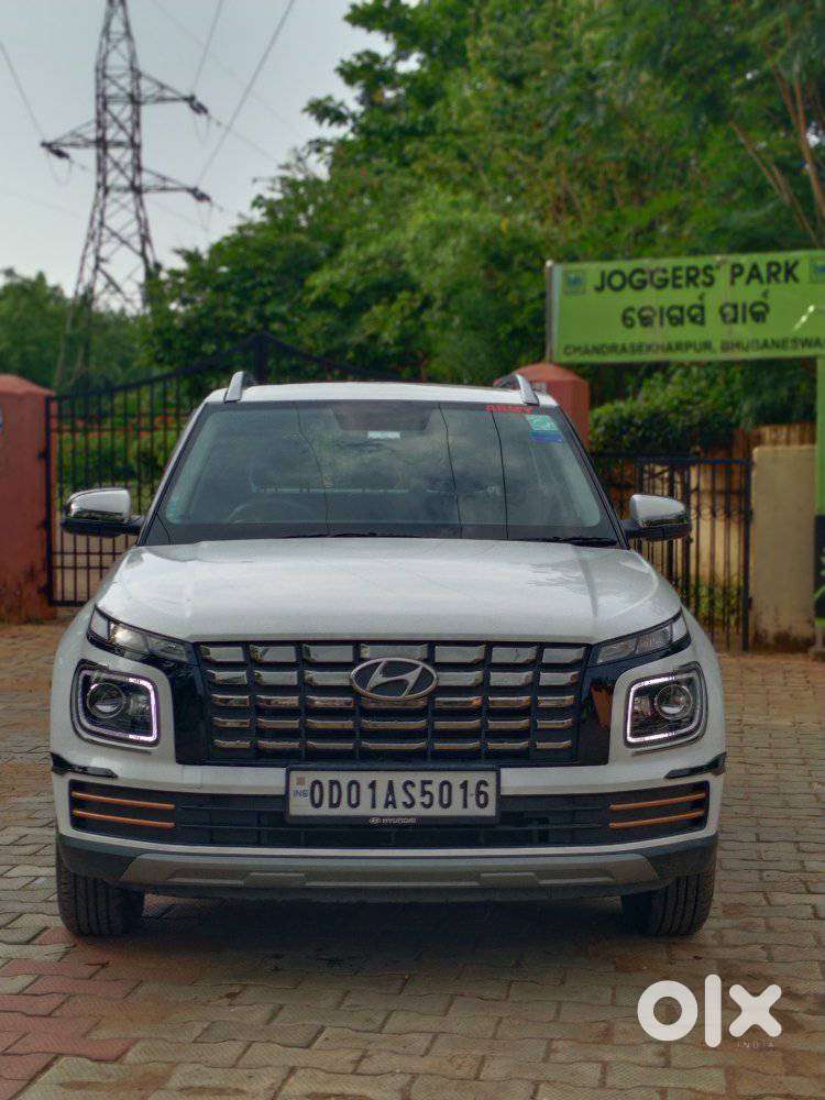 Hyundai Venue Sx Mt, 2023, Petrol