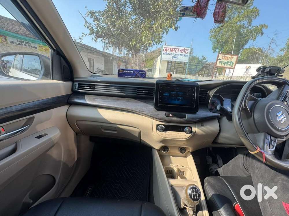 Maruti Suzuki Ertiga Petrol 8000 Km Driven