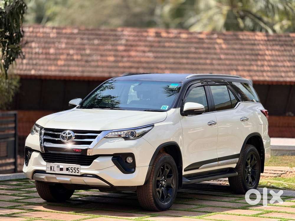 Toyota Fortuner [2021-ongoing] 2.8 2wd Diesel At, 2020, Diesel