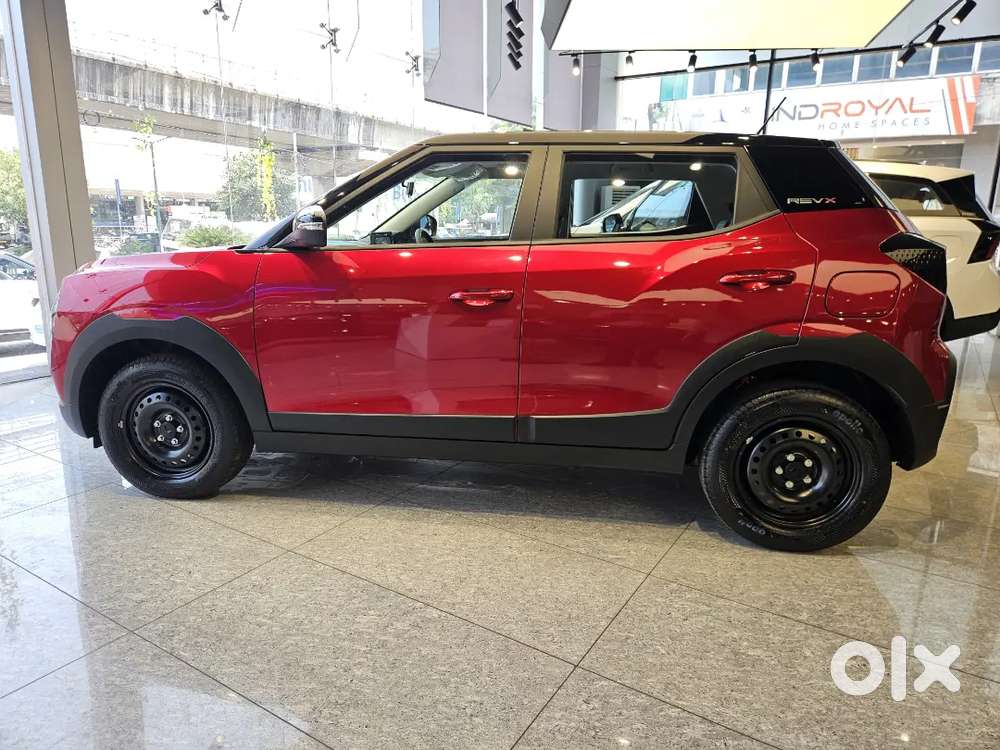 New Carmahindra Xuv 3xo Petrol 2025
