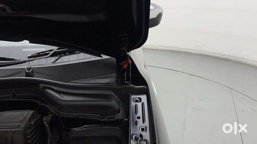 Mahindra Xuv300 W6, 2020, Petrol