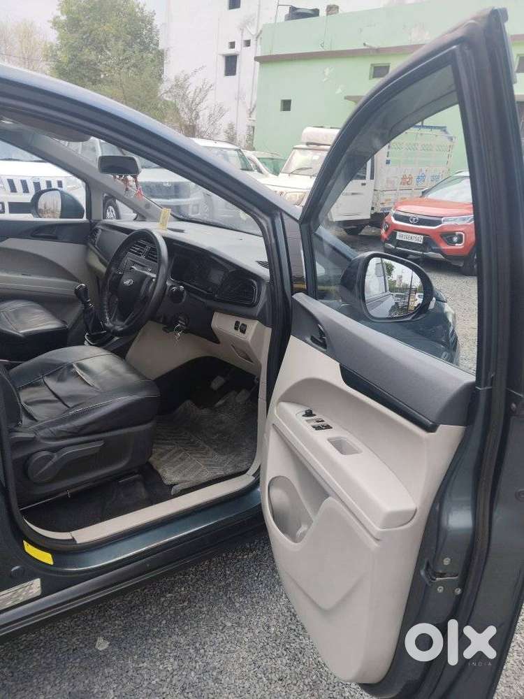 Mahindra Marazzo M6 8str, 2018, Diesel