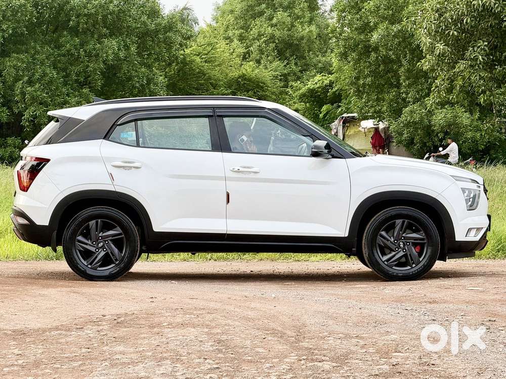Hyundai Creta 1.5 S Plus Knight Diesel Dual Tone, 2023, Diesel