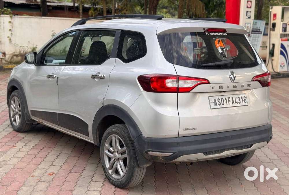 Renault Triber Rxz Urban Night Limited Edition, 2022, Petrol