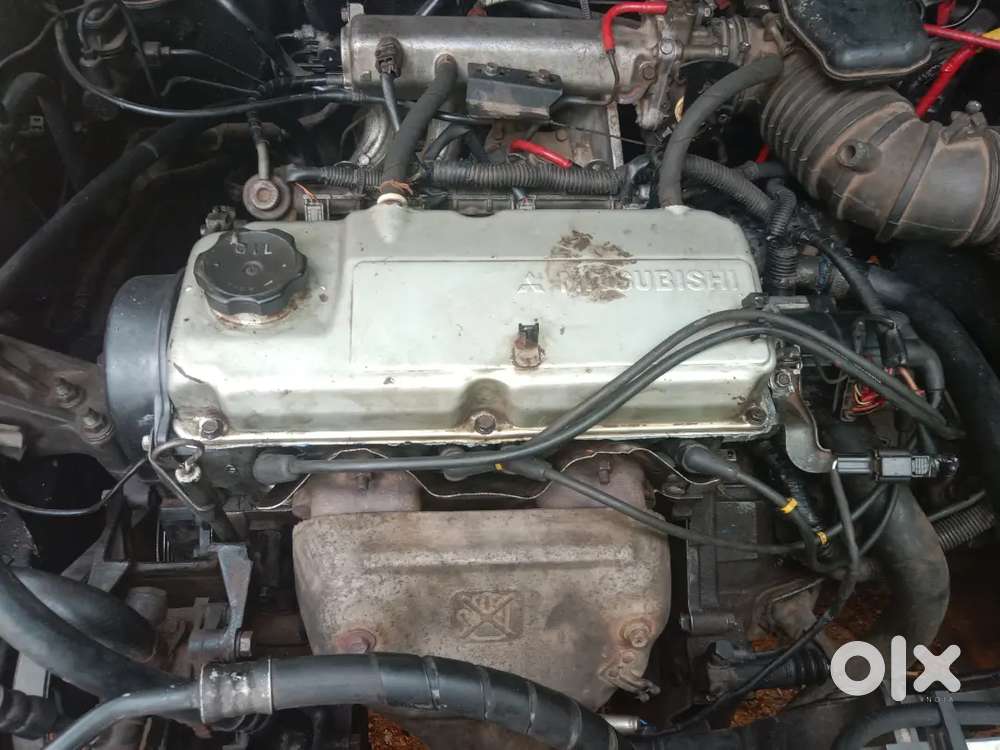 Mitsubishi Lancer 1.5  2003