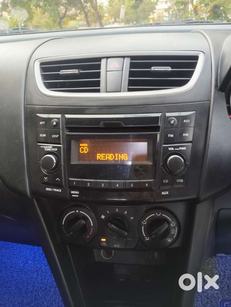 Maruti Suzuki Swift Vxi Optional, 2015, Petrol