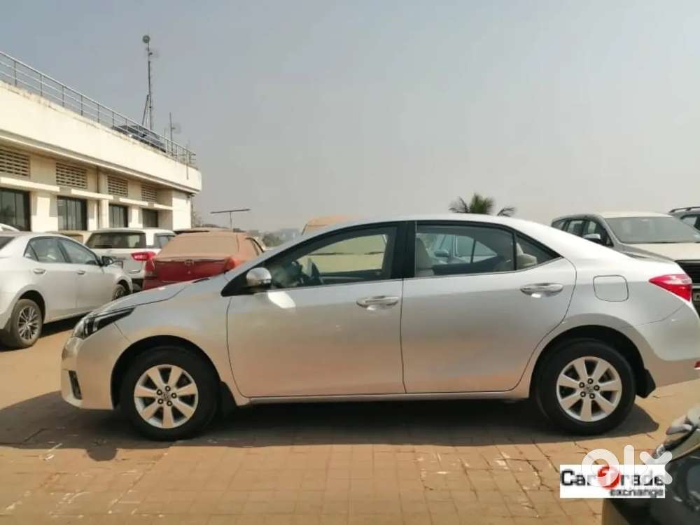 Toyota Corolla Altis 2015