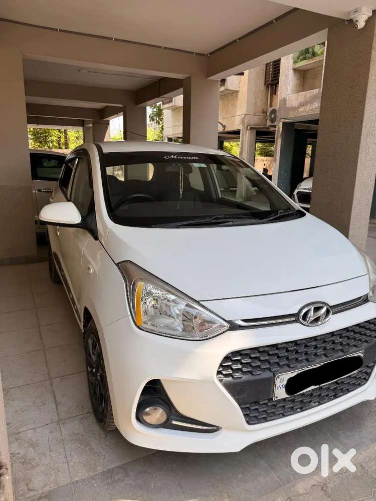 Hyundai Grand I10 Sportz Diesel 2017 Well Maintained