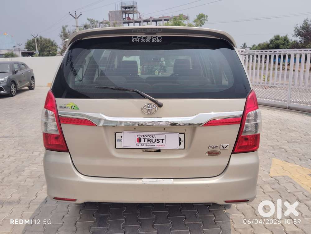 Toyota Innova 2.5 Vx 7 Seater Bs Iv, 2014, Diesel