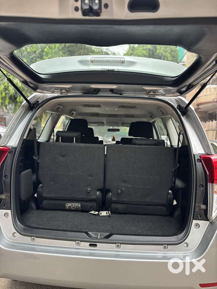 Toyota Innova Crysta