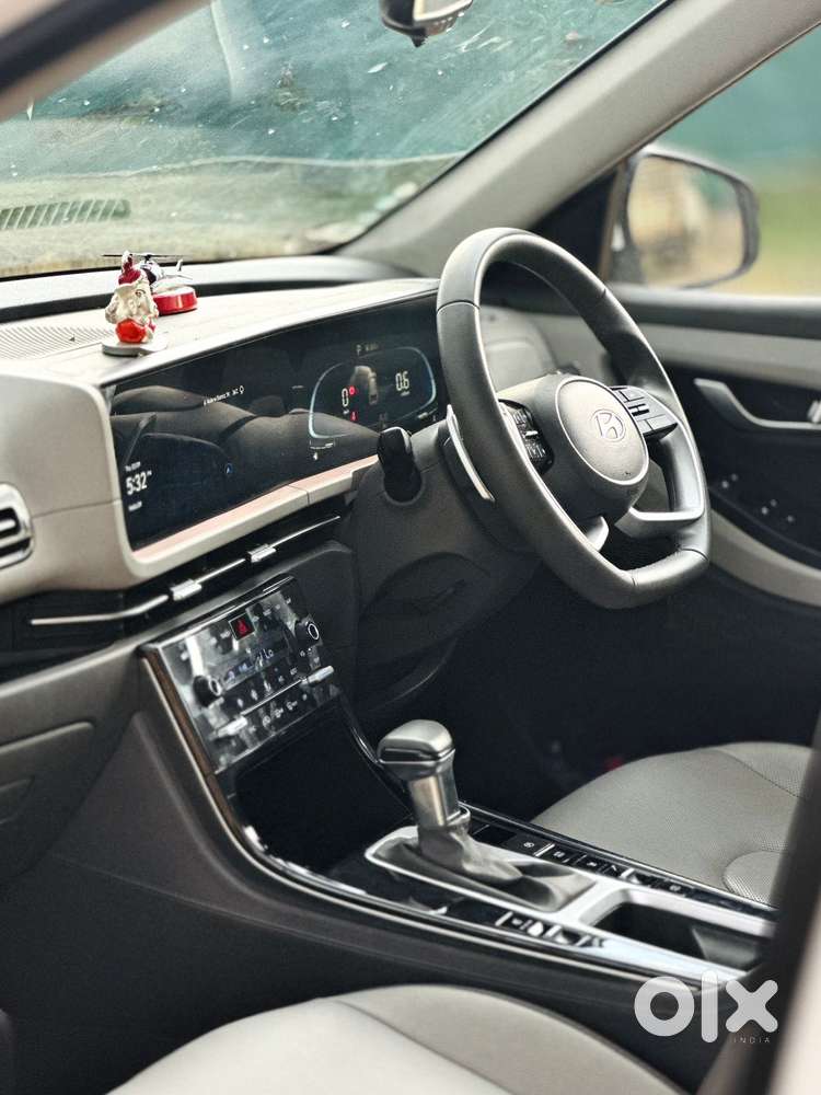 Hyundai Creta 1.5 Sx (o) Knight Ivt Petrol Dual Tone, 2025, Petrol