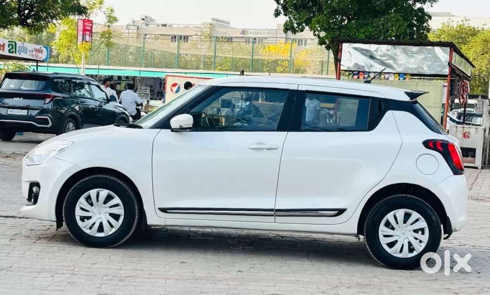Maruti Suzuki Swift, 2023, Petrol