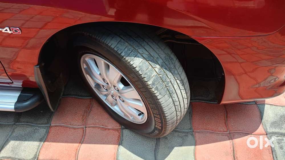 Toyota Innova 2.5 V 7 Str, 2011, Diesel